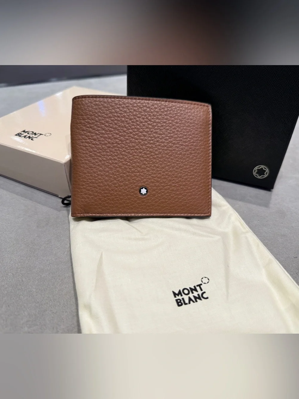 MONTBLANC BROWN LEATHER BIFOLD WALLET AUTHENTIC LIKE NEW